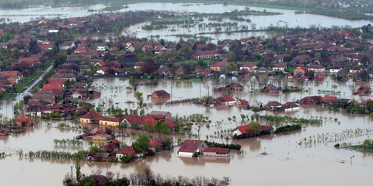 Flood Risk Management in a Changing Climate